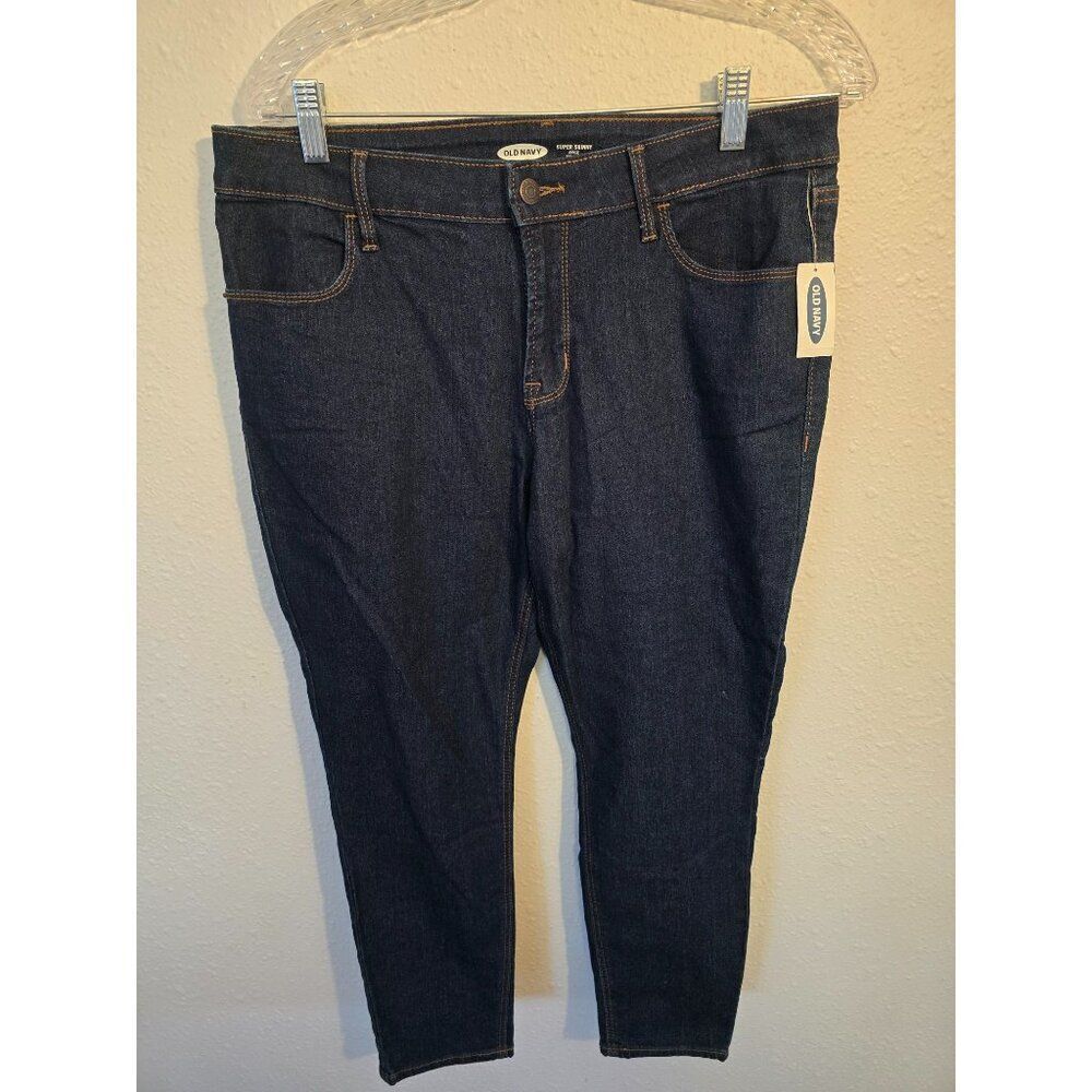NWT Old Navy Super Skinny Ankle  Mid Rise Jeans Womens Size 12 Short